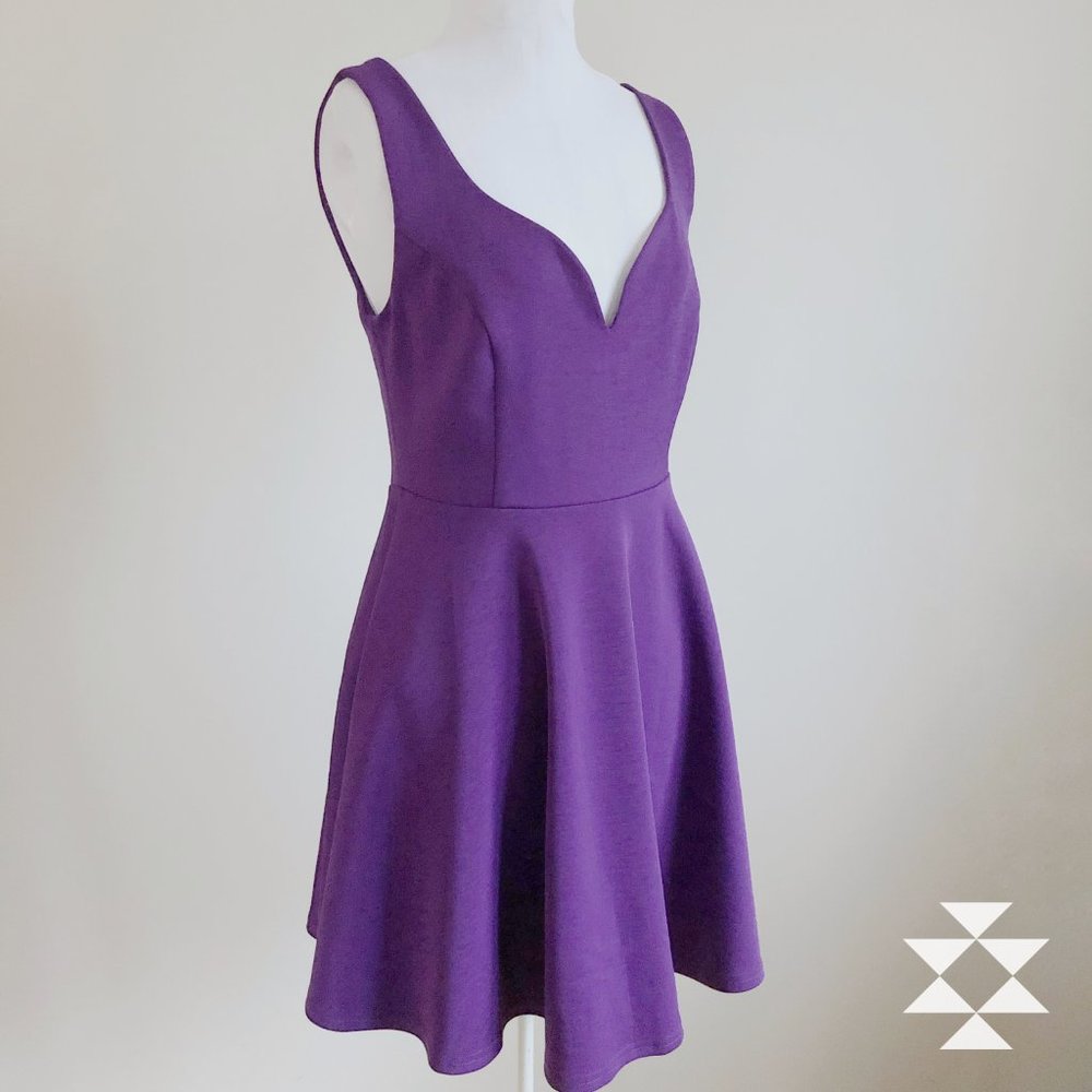 Sleeveless Midi Dress Sweetheart Neckline NWT